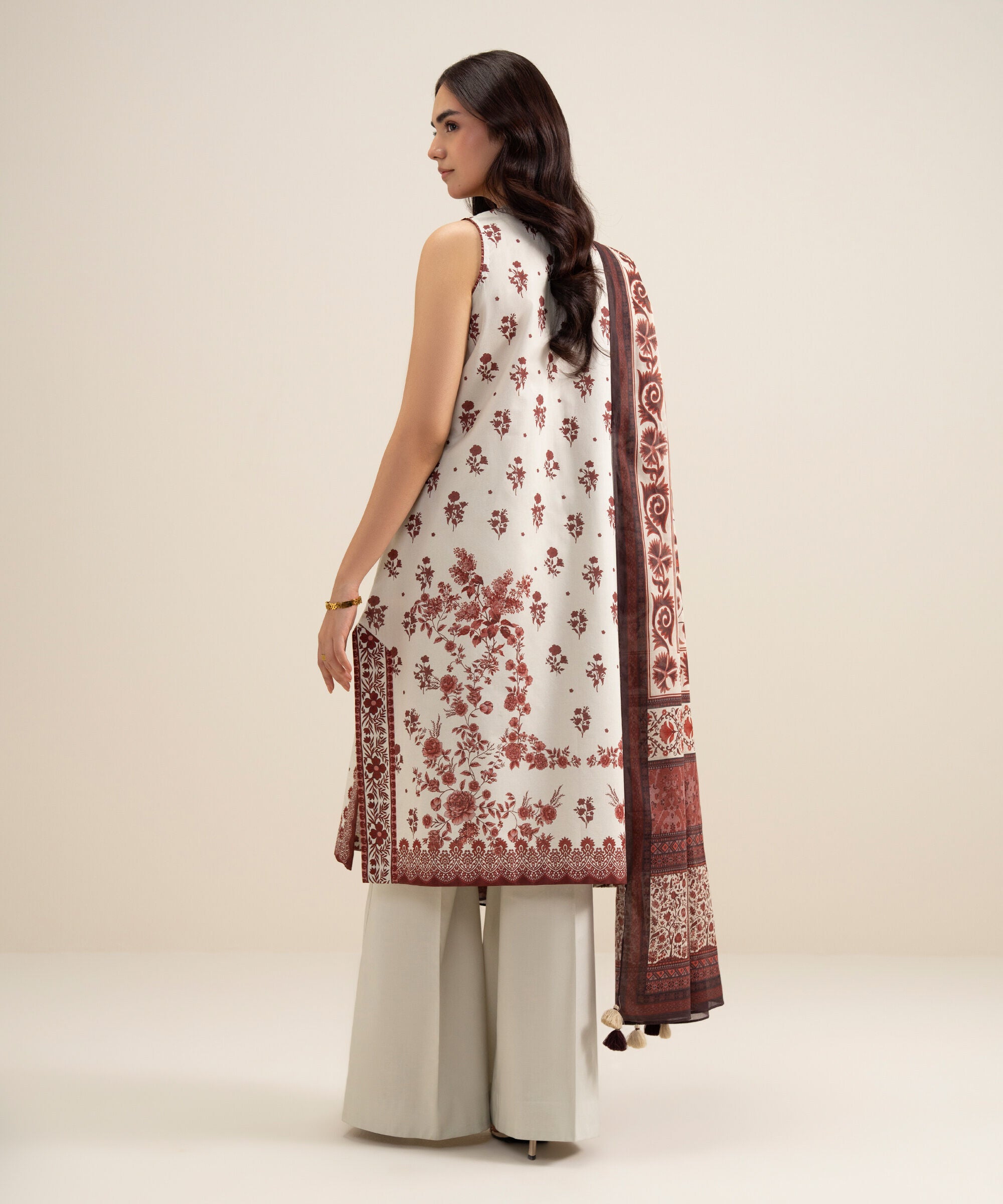 3 Piece - Embroidered Lawn Suit