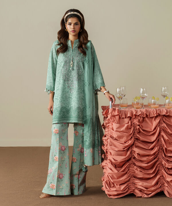 3 Piece - Embroidered Lawn Suit