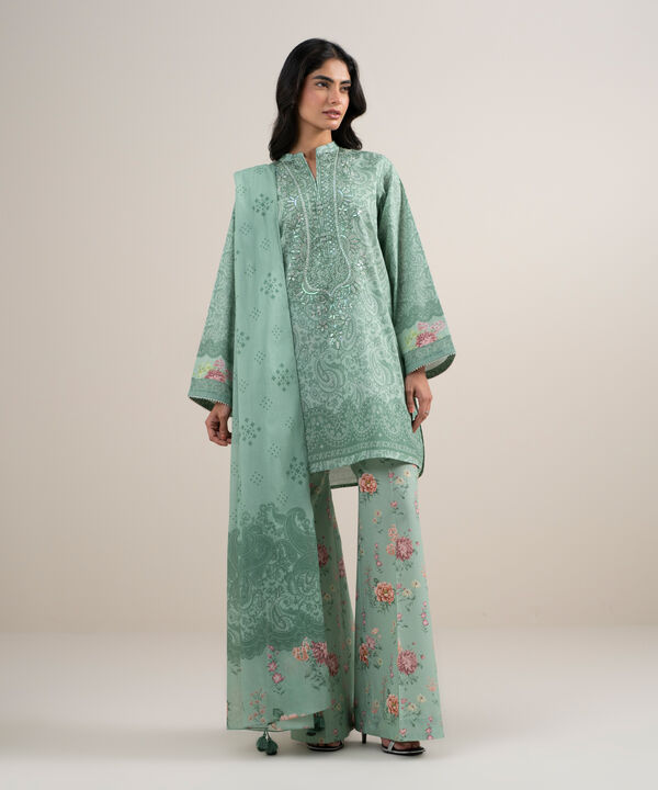3 Piece - Embroidered Lawn Suit
