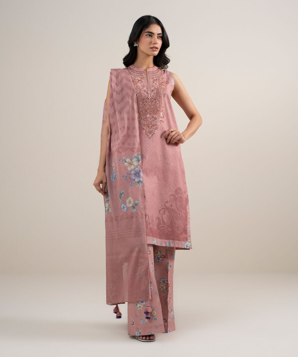 3 Piece - Embroidered Lawn Suit