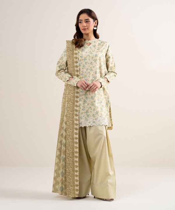 3 Piece - Embroidered Zari Lawn Suit