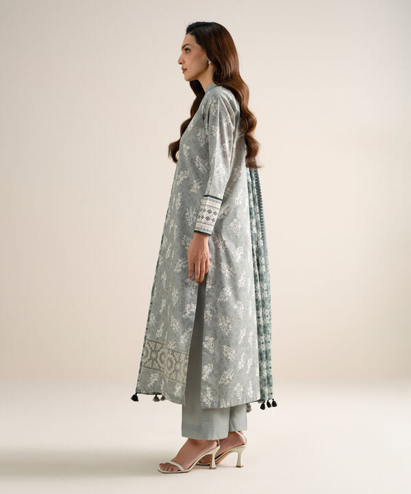 3 Piece - Embroidered Lawn Suit
