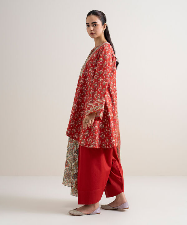 3 Piece - Embroidered Lawn Suit