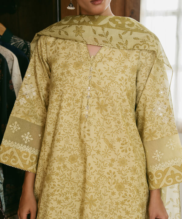 3 Piece - Embroidered Lawn Suit