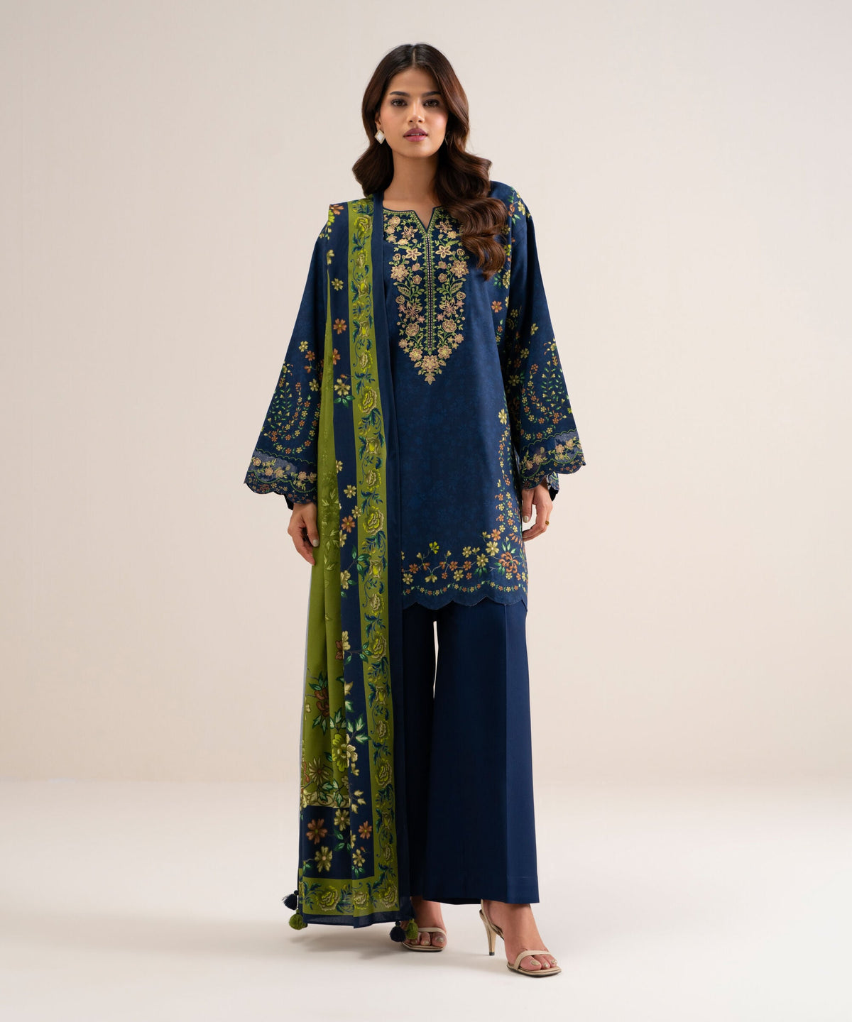 3 Piece - Embroidered Cotton Viscose Suit 3PEDYS26V842