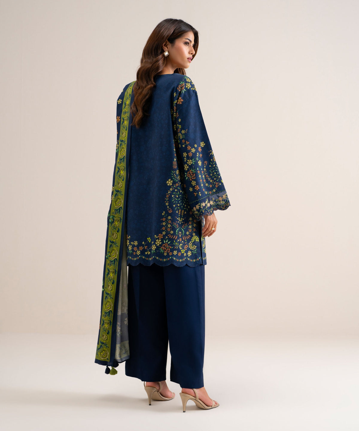 3 Piece - Embroidered Cotton Viscose Suit 3PEDYS26V842