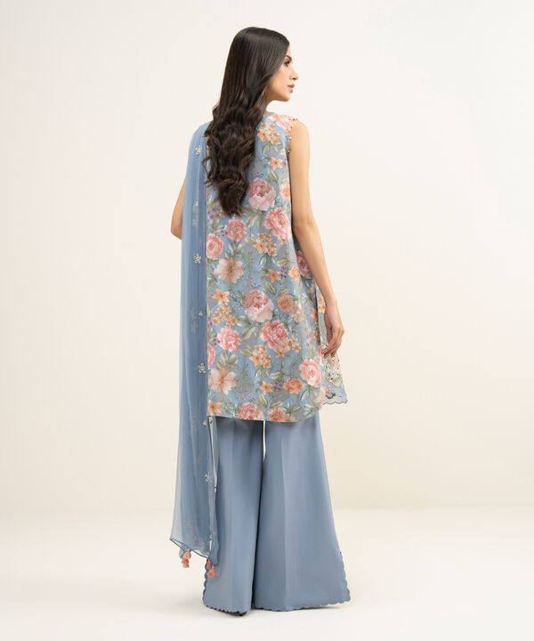 3 Piece - Embroidered Jacquard Suit