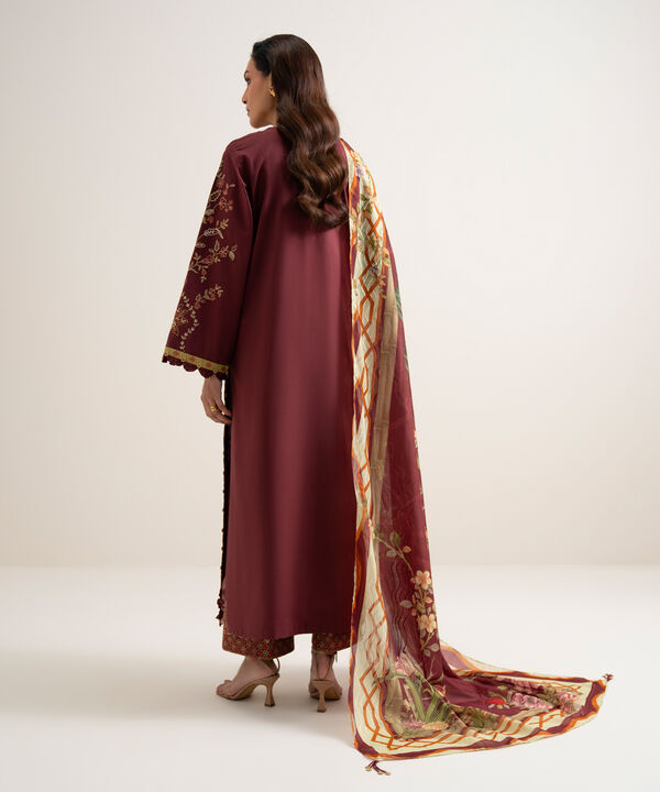 3 Piece - Embroidered Lawn Suit