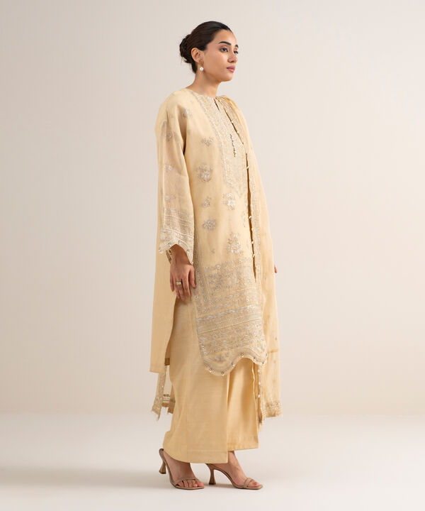 3 Piece - Embroidered Khaddi Net Suit