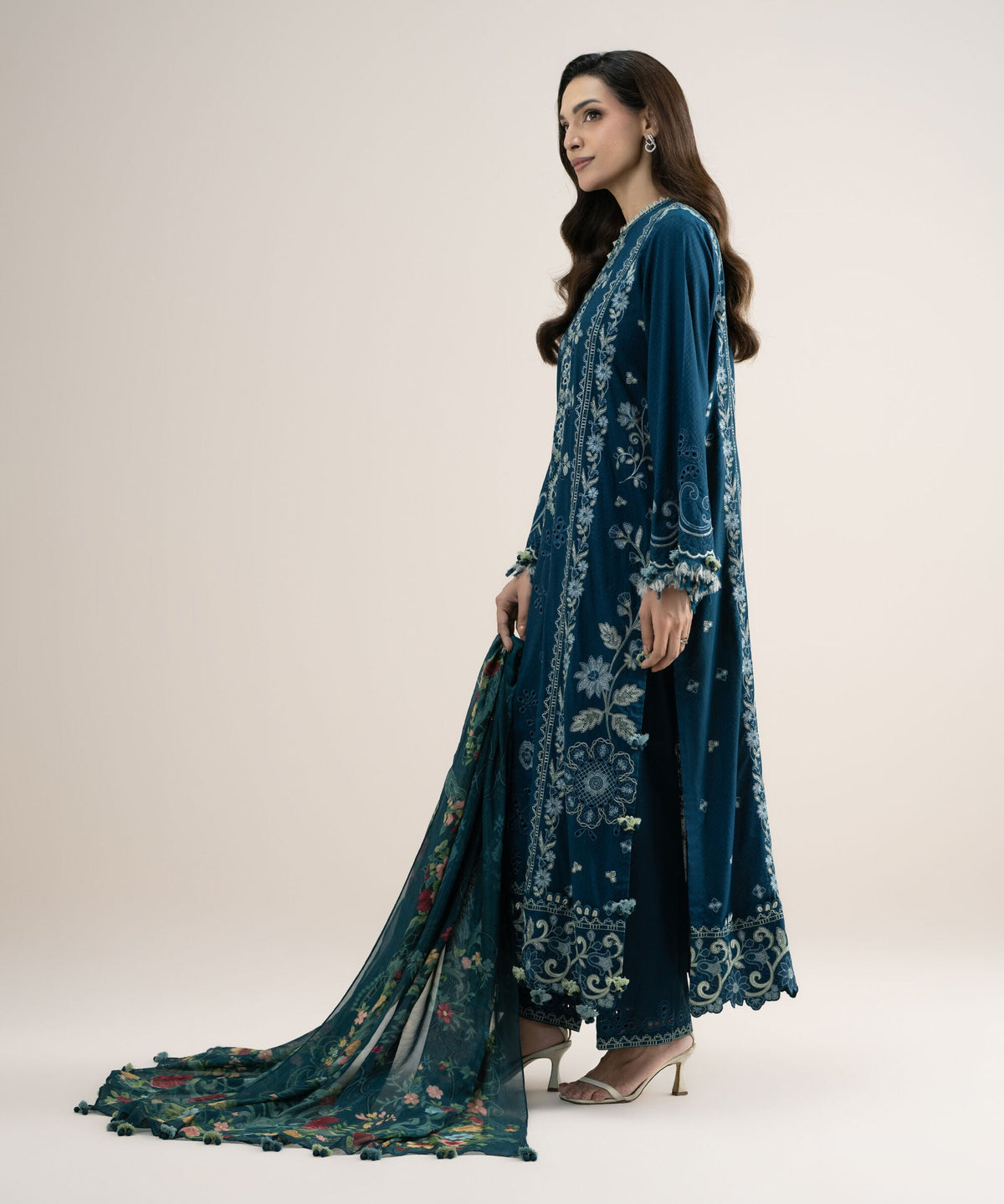 3 Piece - Embroidered Dobby Suit 3PELXS26V820