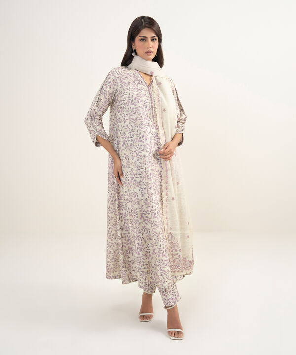 3 Piece - Embroidered Zari Lawn Suit
