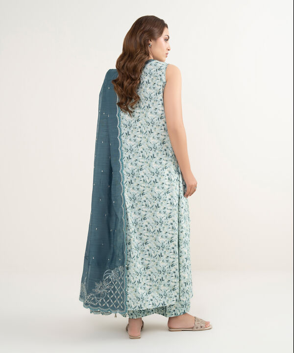 3 Piece - Embroidered Zari Lawn Suit