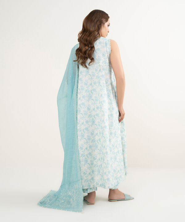 3 Piece - Embroidered Zari Lawn Suit