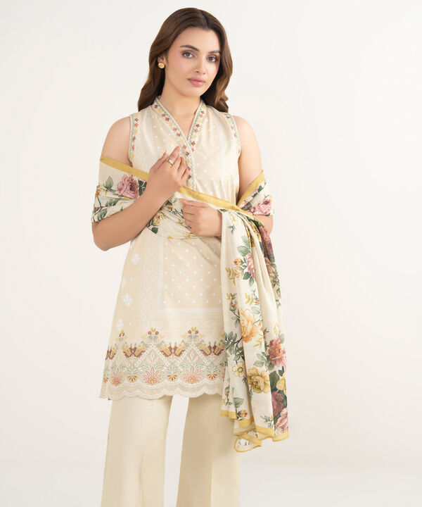 3 Piece - Embroidered Lawn Suit