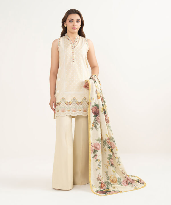 3 Piece - Embroidered Lawn Suit