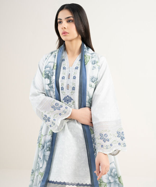 3 Piece - Embroidered Lawn Suit