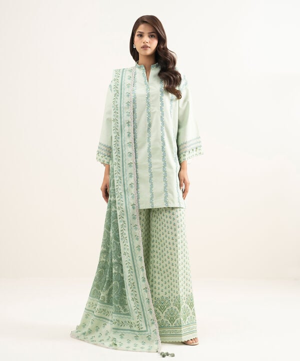 3 Piece - Embroidered Lawn Suit