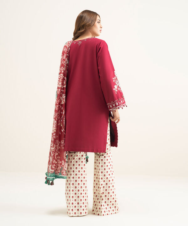 3 Piece - Embroidered Lawn Suit