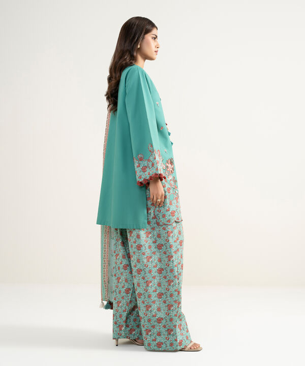 3 Piece - Embroidered Lawn Suit