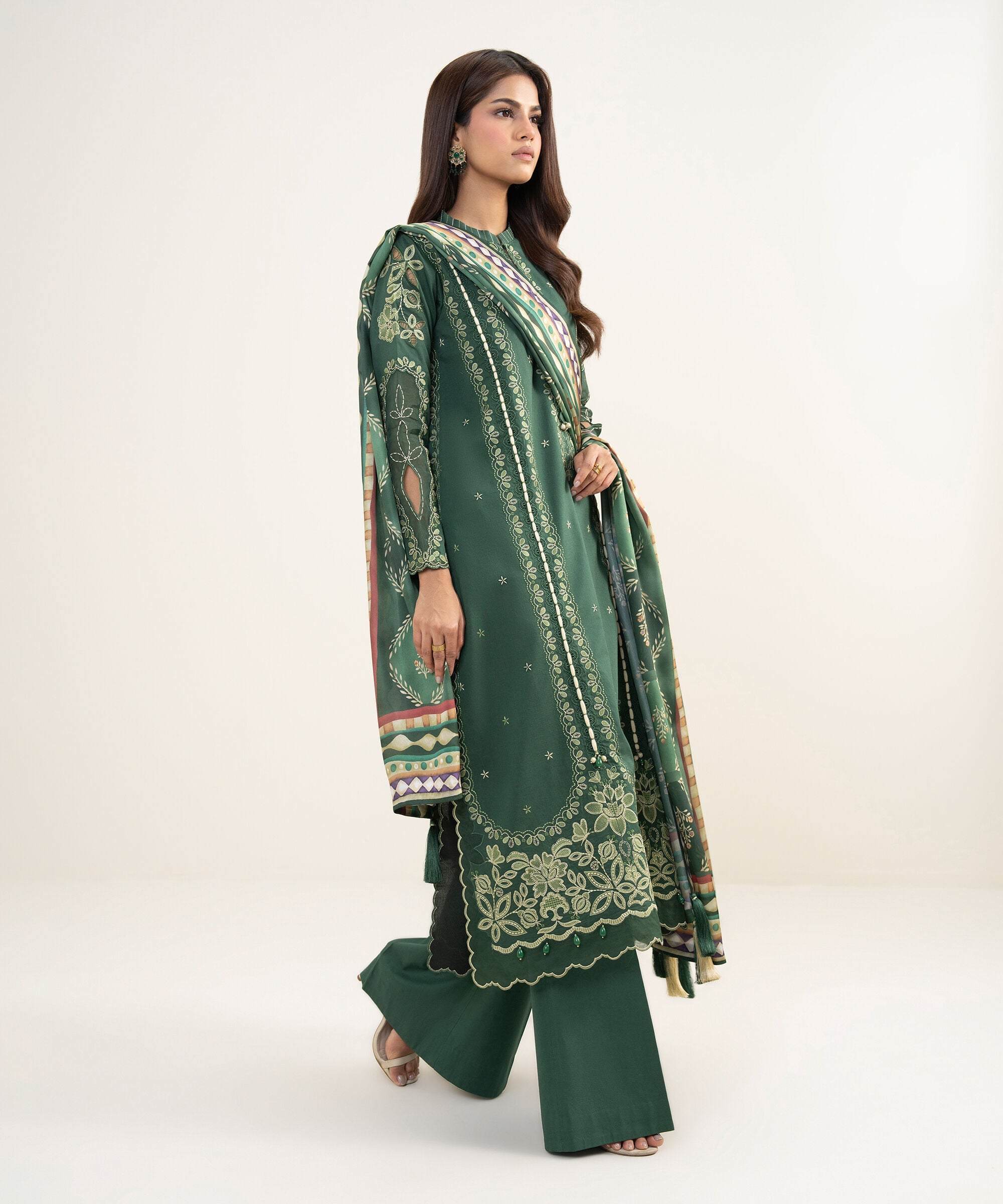 3 Piece - Embroidered Lawn Suit