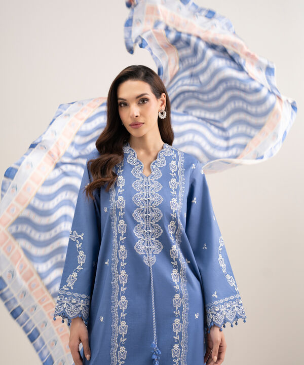 3 Piece - Embroidered Lawn Suit