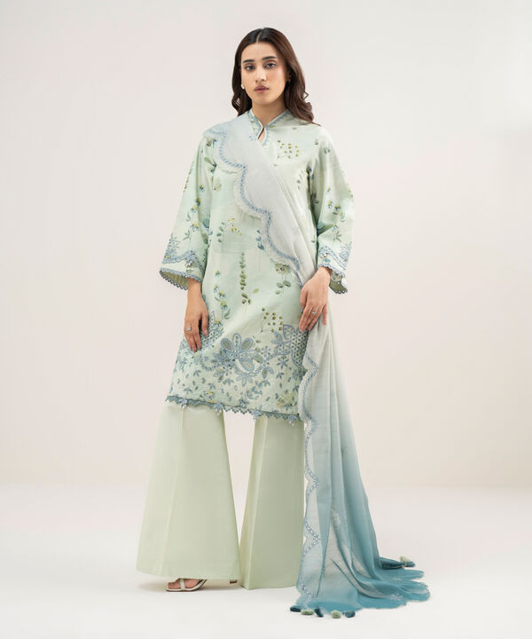 3 Piece - Embroidered Lawn Suit