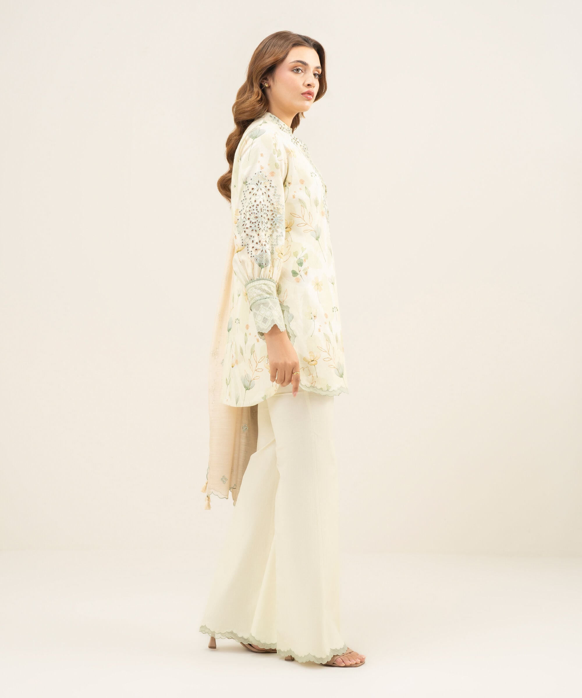3 Piece - Embroidered Jacquard Suit