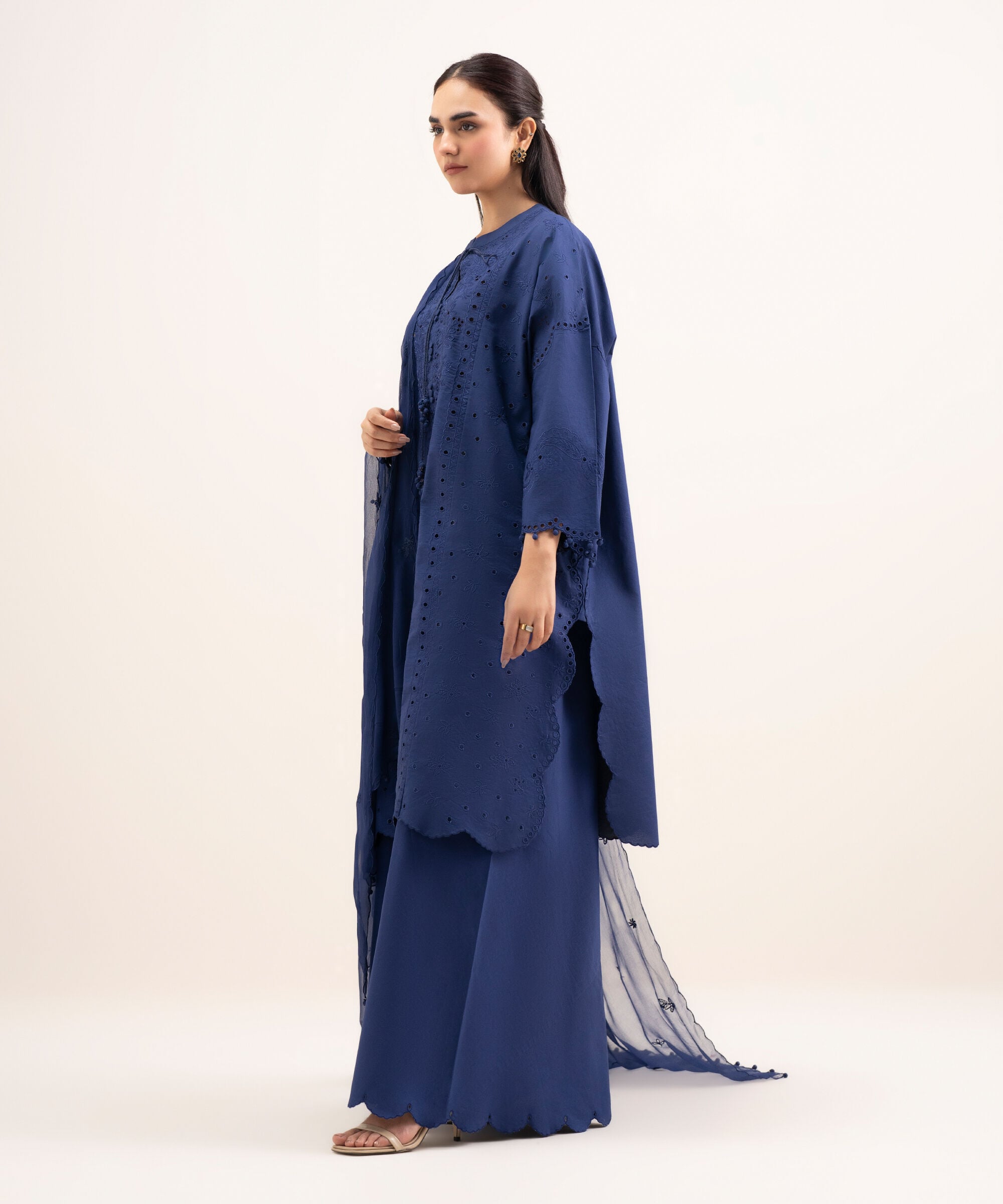 3 Piece - Embroidered Lawn Suit