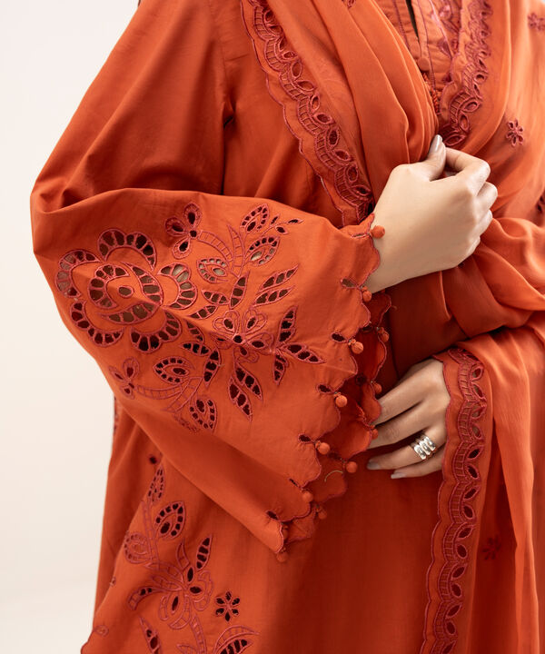 3 Piece - Embroidered Lawn Suit