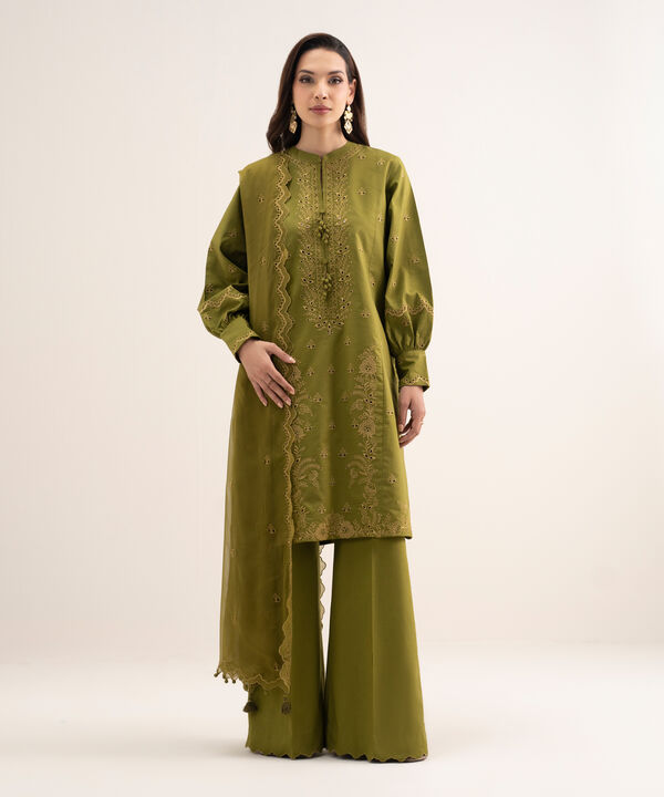 3 Piece - Embroidered Lawn Suit