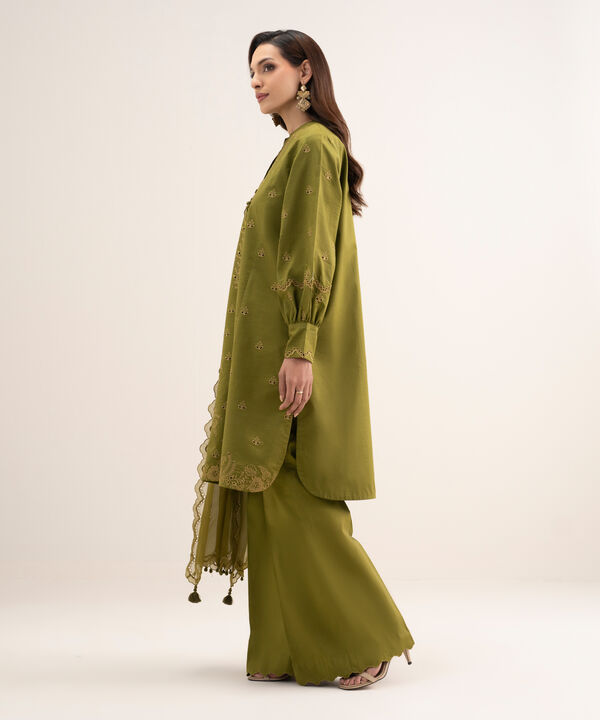 3 Piece - Embroidered Lawn Suit