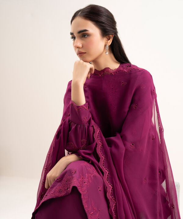 3 Piece - Embroidered Lawn Suit