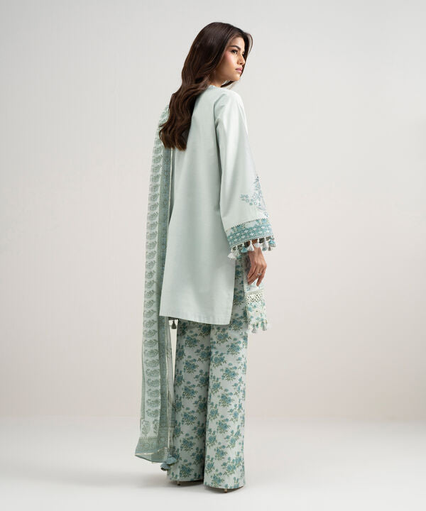3 Piece - Embroidered Lawn Suit