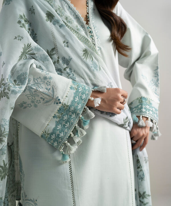 3 Piece - Embroidered Lawn Suit