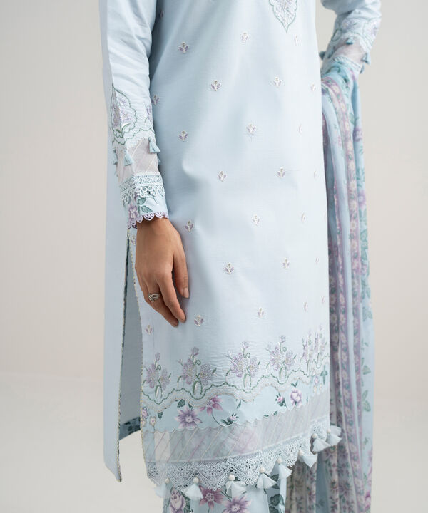 3 Piece - Embroidered Lawn Suit