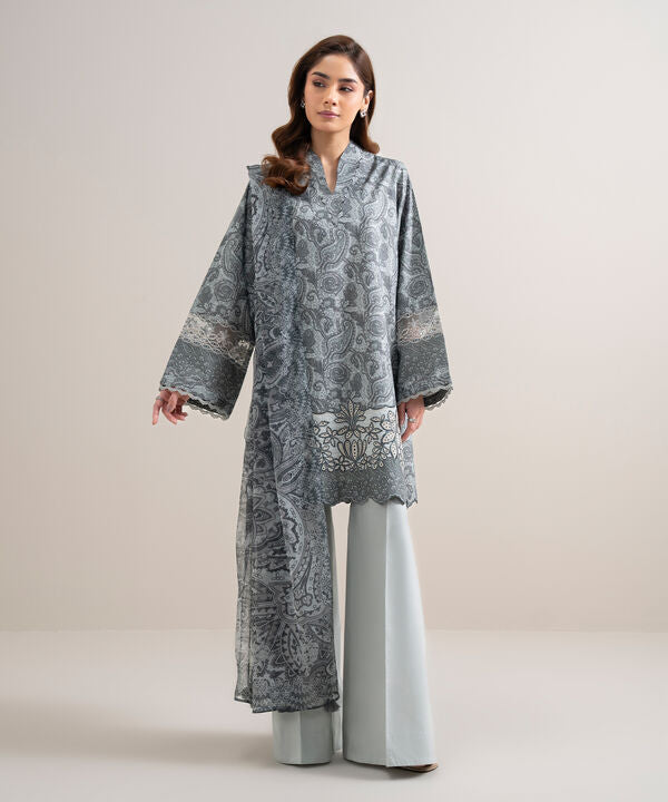 3 Piece - Embroidered Zari Lawn Suit