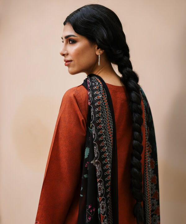 3 Piece - Embroidered Lawn Suit
