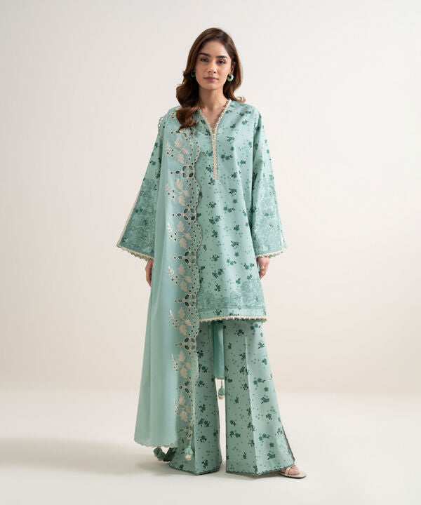 3 Piece - Embroidered Lawn Suit