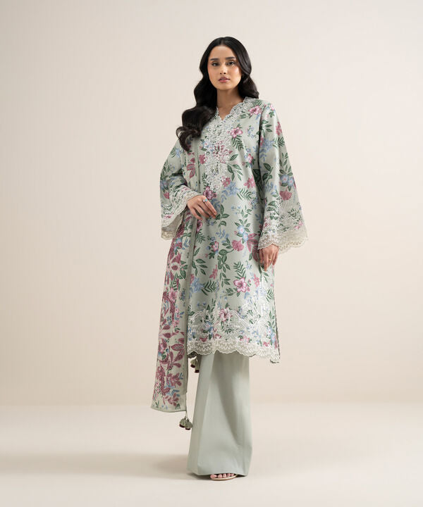 3 Piece - Embroidered Lawn Suit