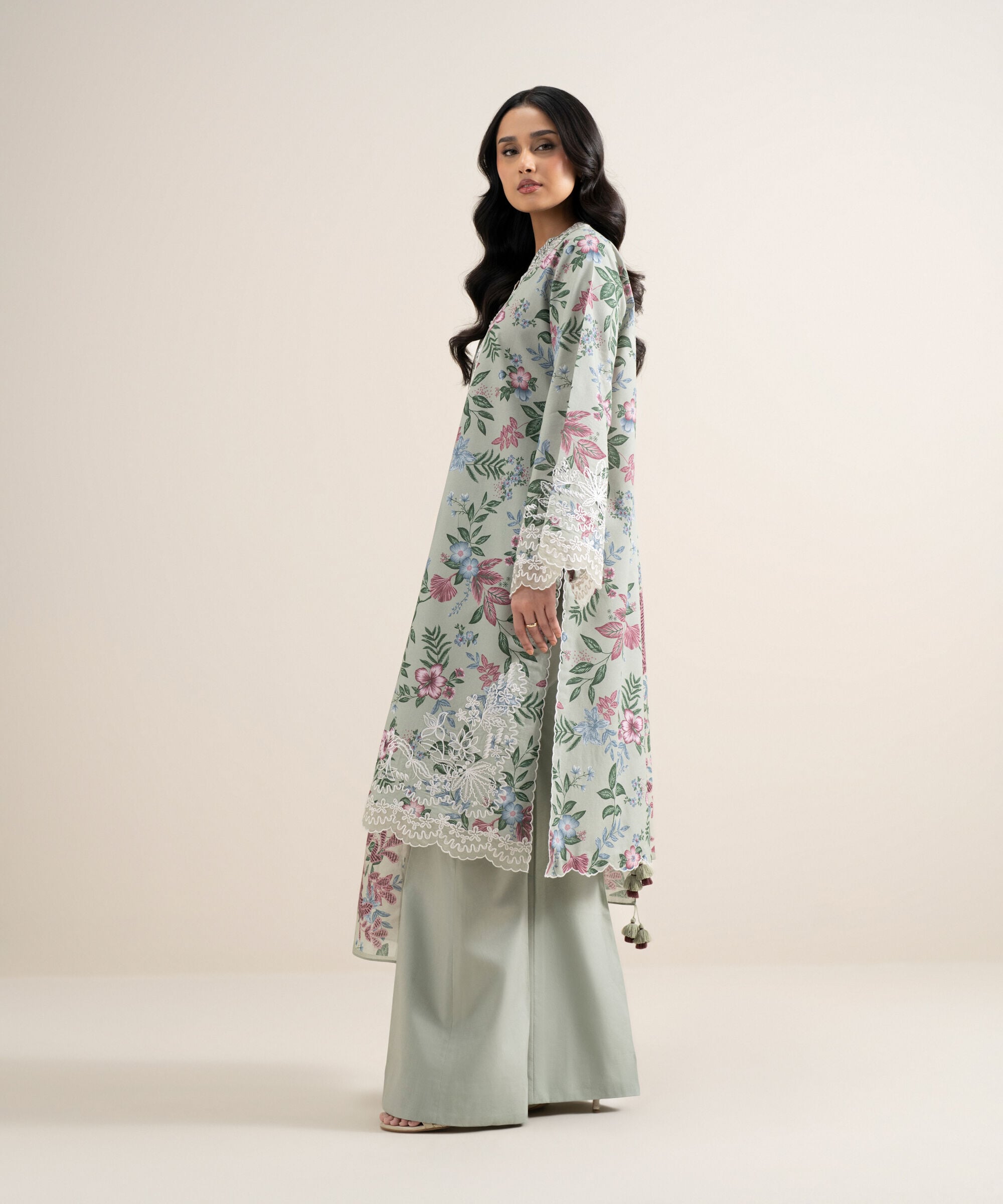 3 Piece - Embroidered Lawn Suit