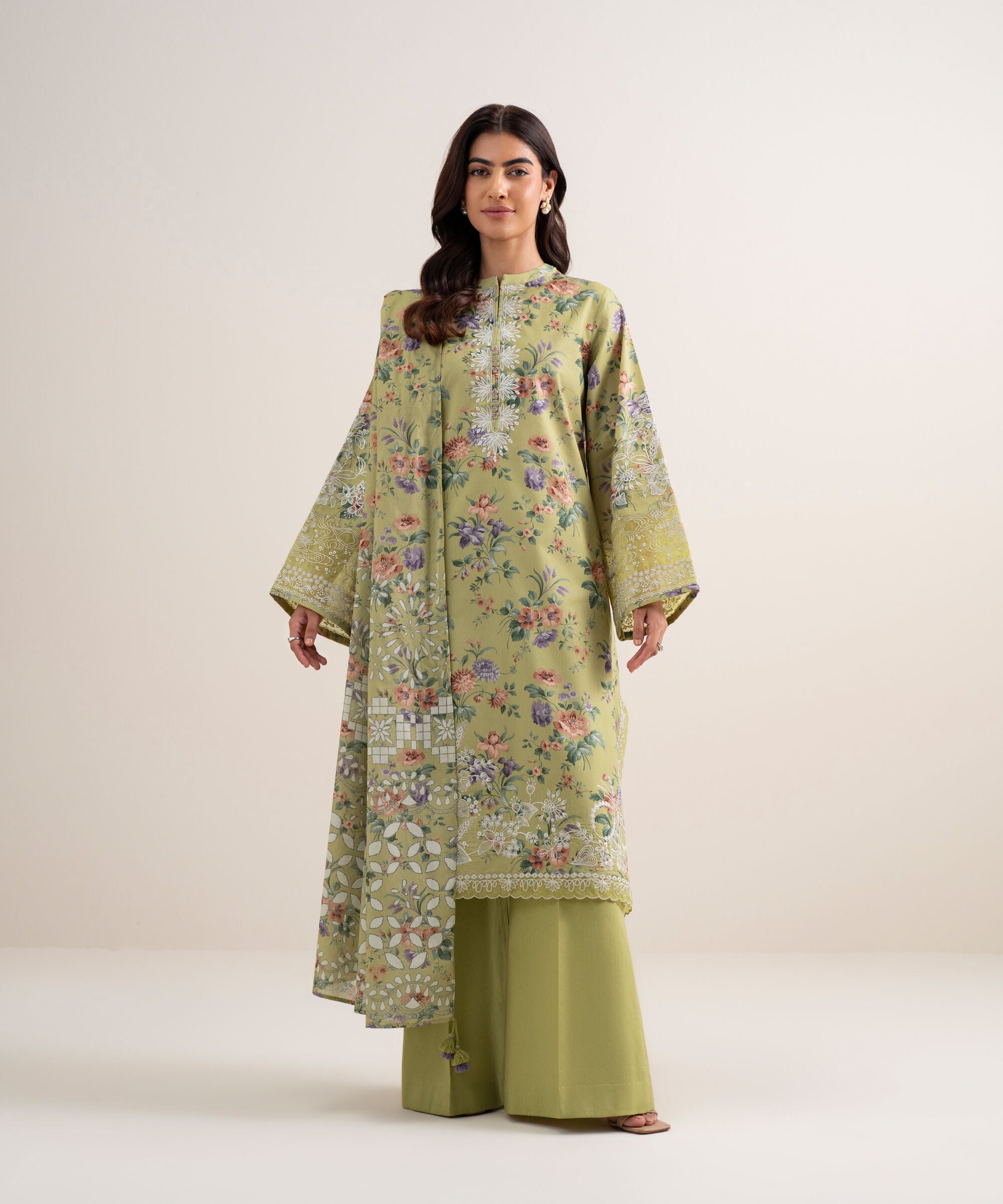 3 Piece - Embroidered Lawn Suit