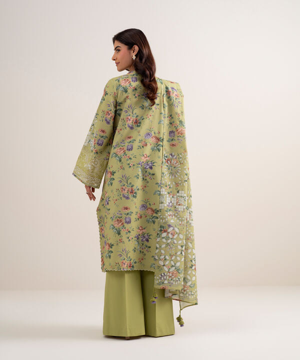 3 Piece - Embroidered Lawn Suit