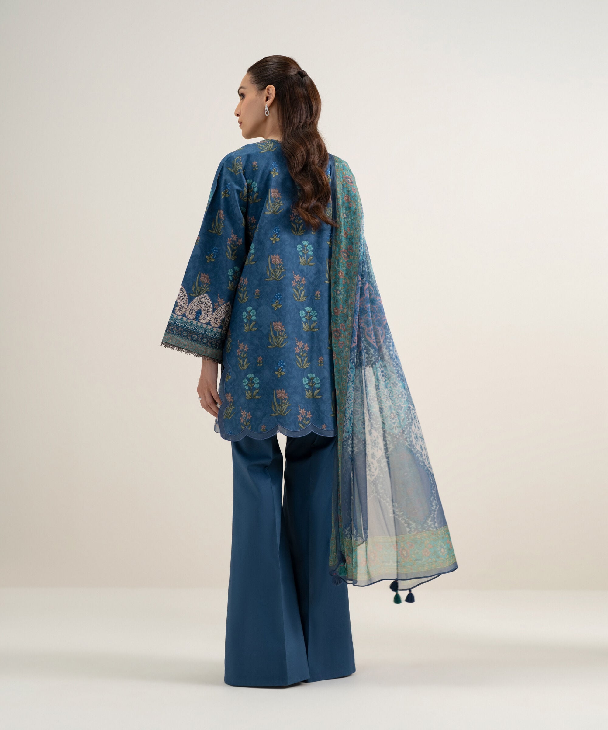 3 Piece - Embroidered Lawn Suit