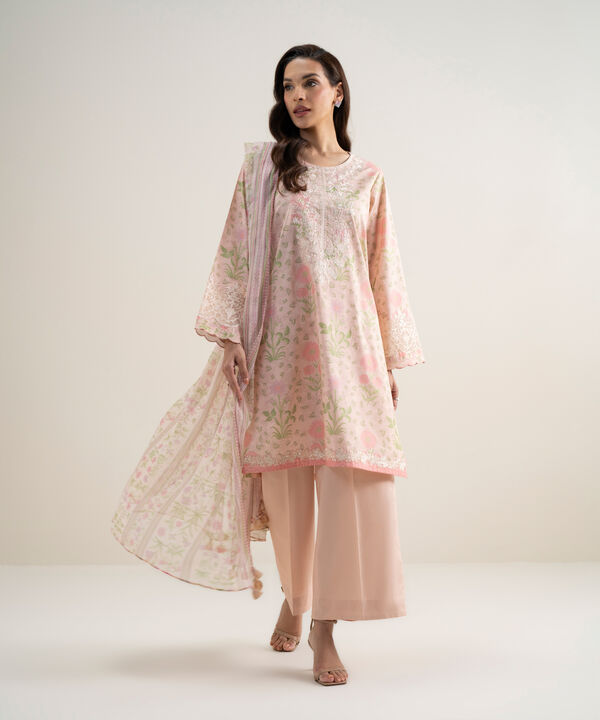 3 Piece - Embroidered Lawn Suit