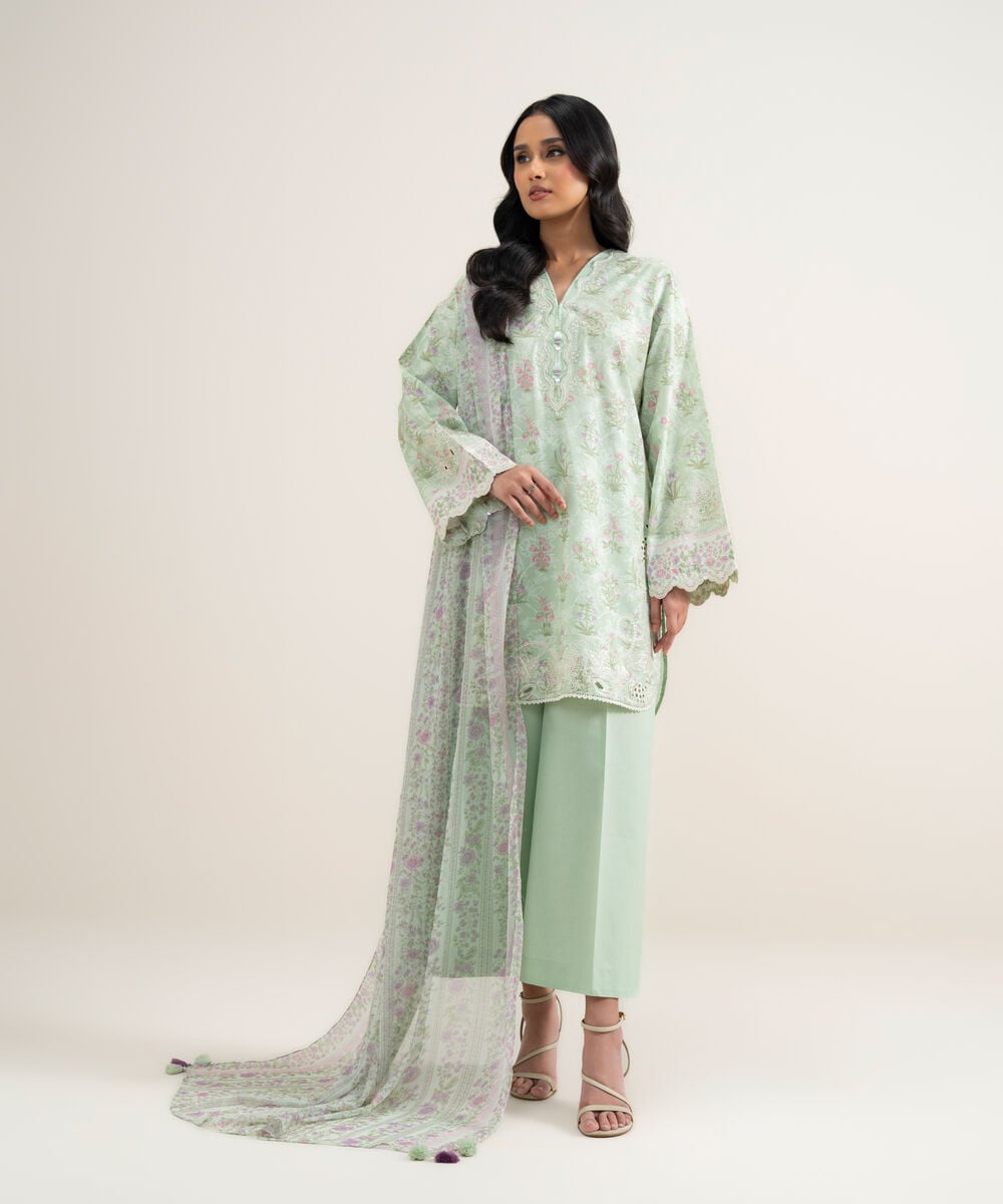 3 Piece - Embroidered Lawn Suit