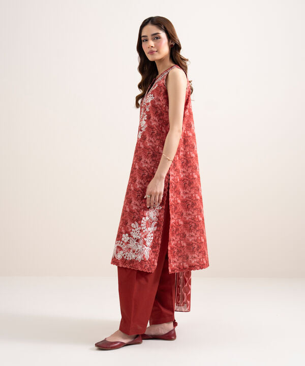 3 Piece - Embroidered Lawn Suit