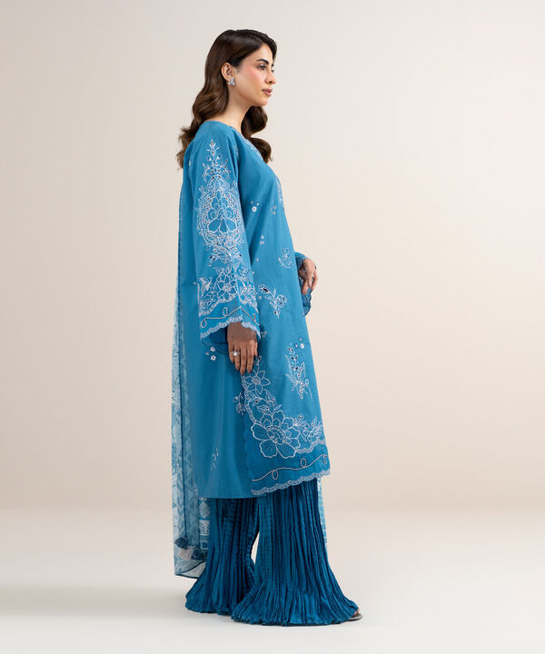 3 Piece - Embroidered Lawn Suit