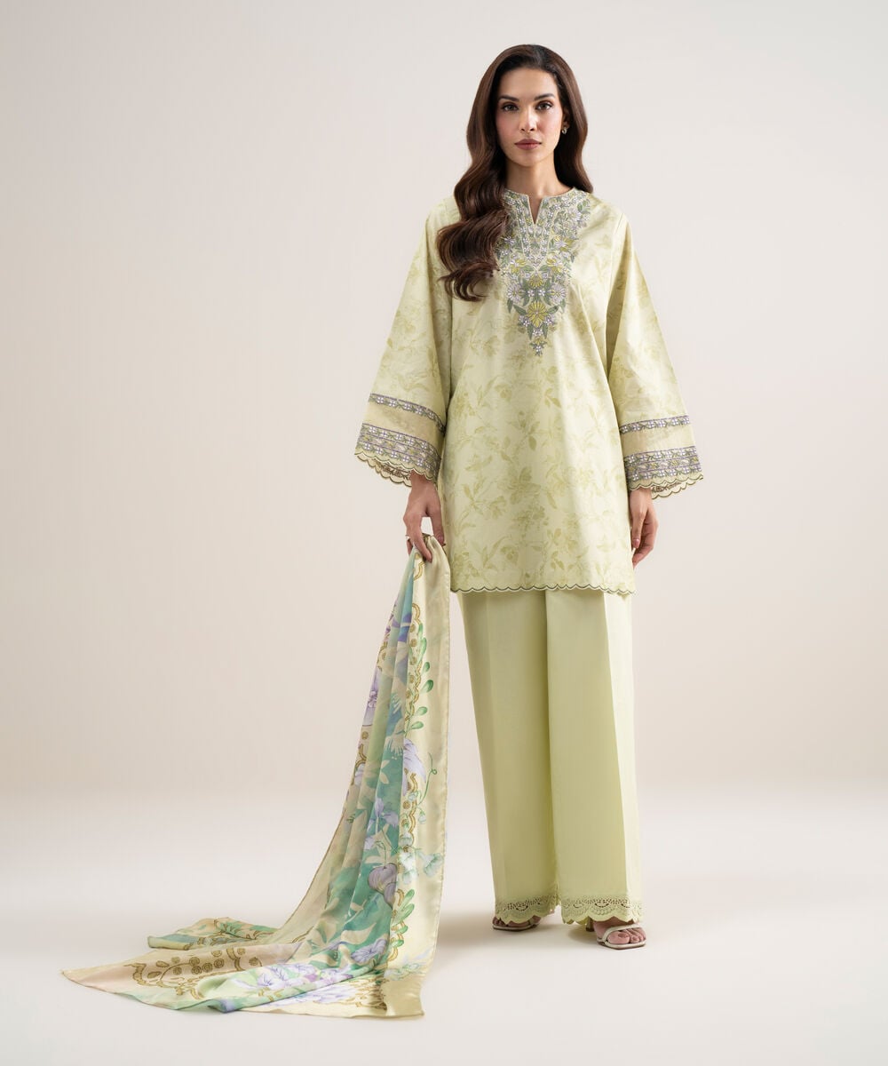 3 Piece - Embroidered Lawn Suit