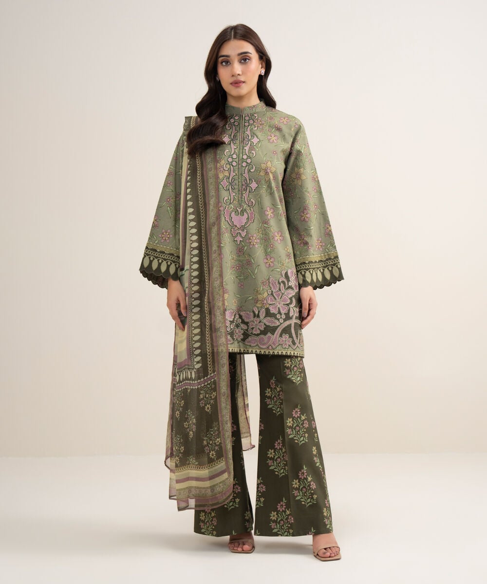 3 Piece - Embroidered Lawn Suit