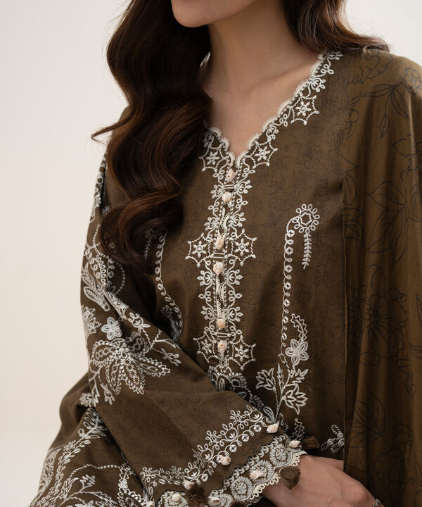 3 Piece - Embroidered Lawn Suit
